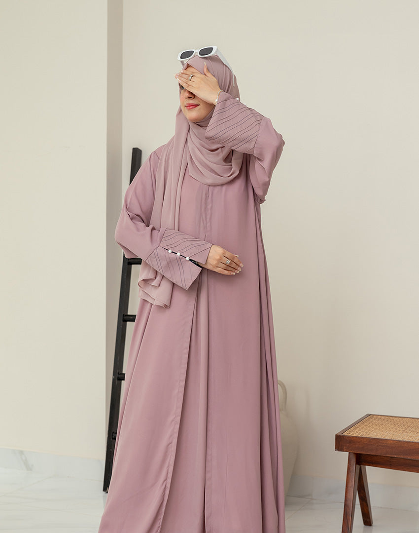 Zayana Zahara in Lilac, premium modest wear with statement sleeves 